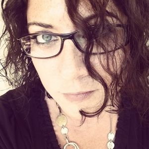 Meet your Posher, Karri